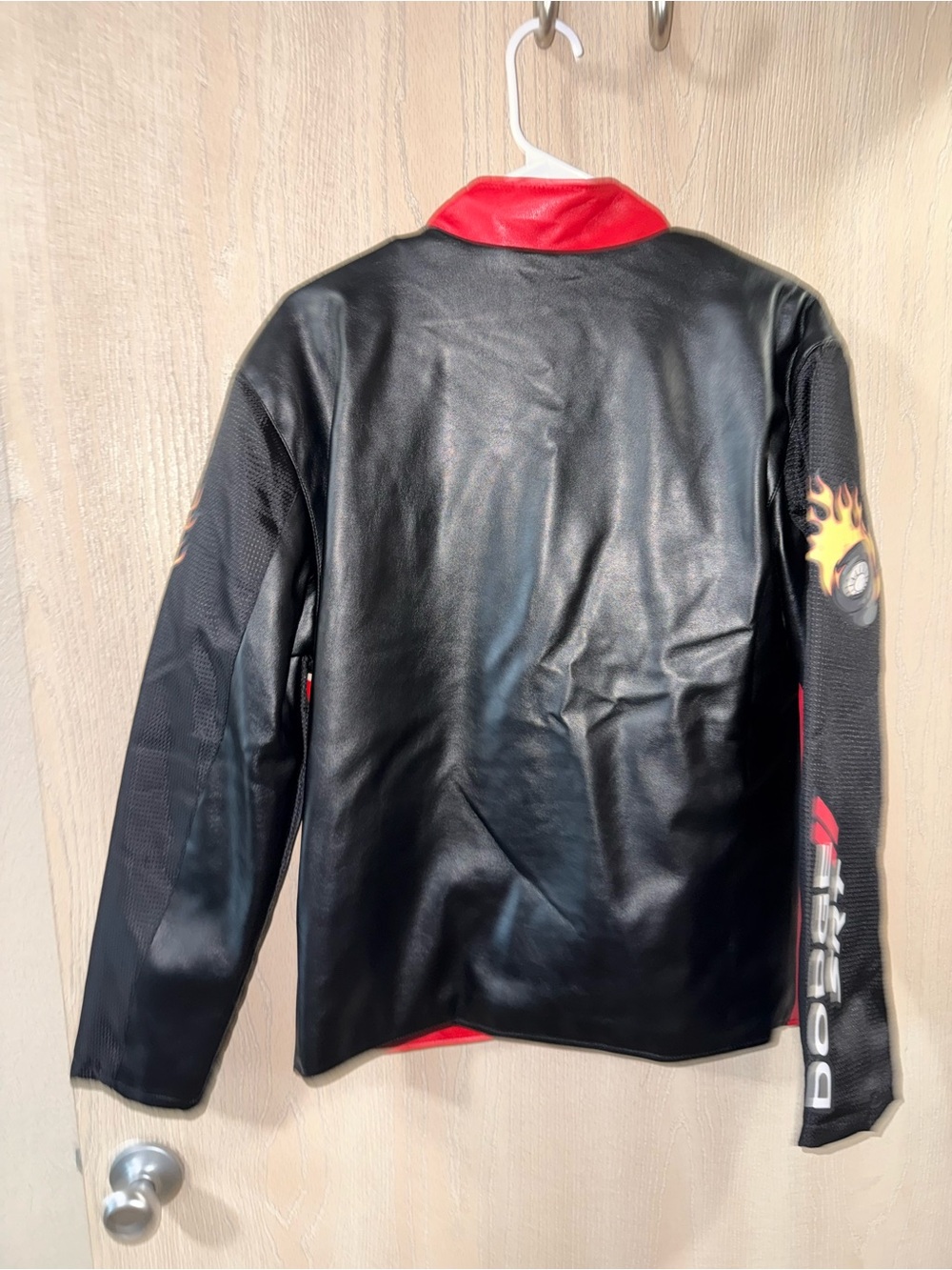 Hellcat Men's Red & Black Racing Jacket - Picture 4 of 4